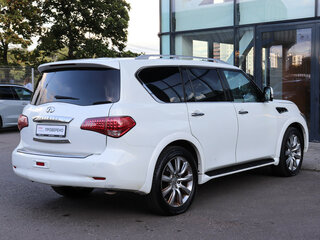 2010 Infiniti QX56 II, белый, 1617165 рублей, вид 4