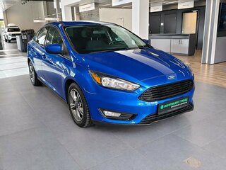 2018 Ford Focus III Рестайлинг, синий, 925000 рублей, вид 1