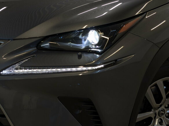 2019 Lexus NX 300 I Рестайлинг, серый, 3800000 рублей - вид 27