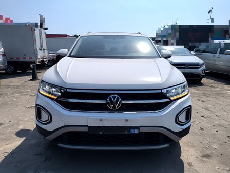 2023 Volkswagen T-Roc I (China Market) Рестайлинг, белый, 2130000 рублей, вид 2