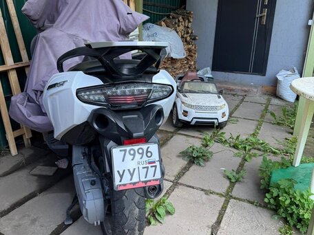 2018 BMW C 650 GT, белый, 700000 рублей, вид 4