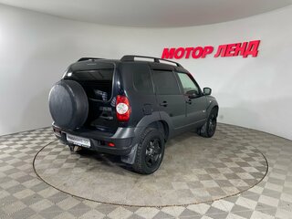 2018 Chevrolet Niva I Рестайлинг, чёрный, 763000 рублей, вид 4