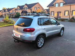 2013 Volkswagen Tiguan I Рестайлинг, серебристый, 1500000 рублей, вид 3