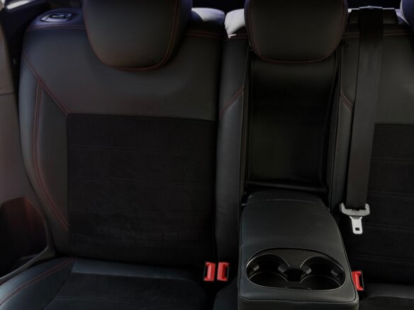 2013 Ford Focus III, красный, 800000 рублей - вид 11