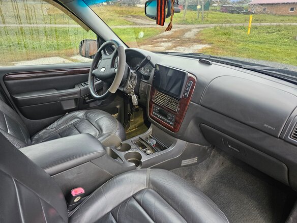 2005 Ford Explorer III, чёрный, 850000 рублей - вид 7