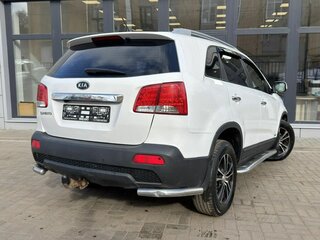 2010 Kia Sorento II, белый, 1100000 рублей, вид 2