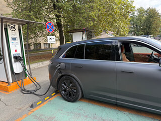 2024 Li Auto (Lixiang) L7 I, серый, 6700000 рублей, вид 2