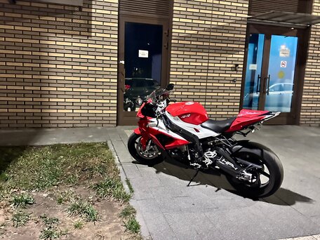 2015 BMW S 1000 RR, красный, 1350000 рублей, вид 5