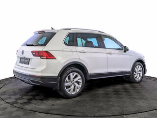 2021 Volkswagen Tiguan II Рестайлинг, белый, 2500000 рублей, вид 5