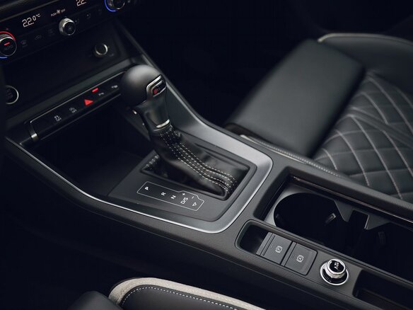 2026 Audi Q3 35 TFSI II (F3), белый, 3950000 рублей - вид 30