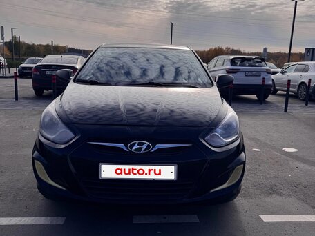 2012 Hyundai Solaris I, чёрный, 630000 рублей, вид 2