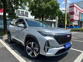 2026 Geely Atlas II, серебристый, 2960000 рублей, вид 3