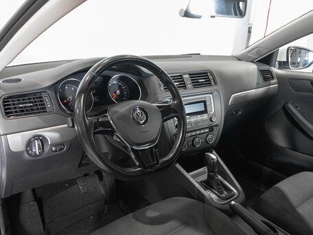 2016 Volkswagen Jetta VI Рестайлинг, белый, 1360000 рублей, вид 5