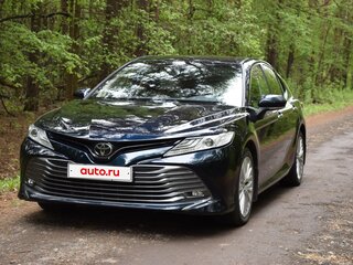 2019 Toyota Camry VIII (XV70), синий, 2670000 рублей, вид 1