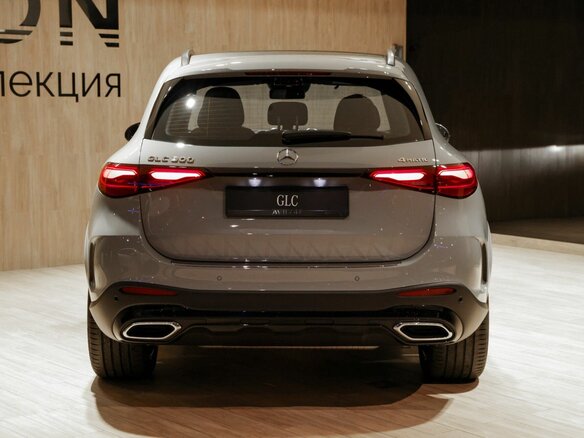 2026 Mercedes-Benz GLC 300 II (X254), серый - вид 3
