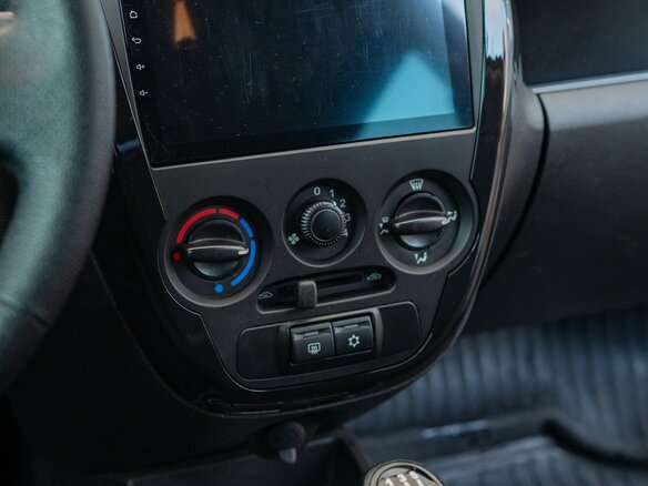 2016 Lada (ВАЗ) Granta I, серебристый, 500000 рублей - вид 10