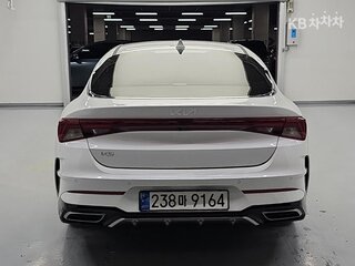 2023 Kia K5 III, белый, 2200000 рублей, вид 3
