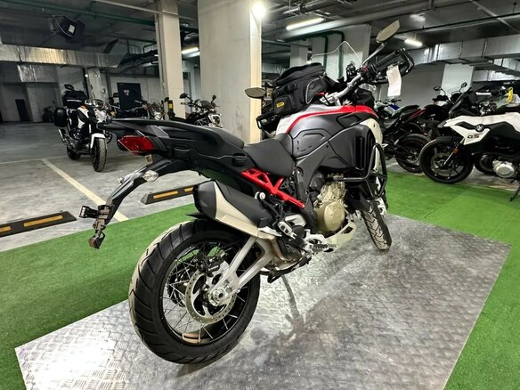 2024 Ducati Multistrada V4, чёрный, 2350000 рублей - вид 8