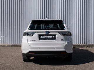 2017 Toyota Harrier III (XU60), белый, 2850000 рублей, вид 4