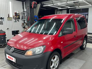 2011 Volkswagen Caddy III Рестайлинг, красный, 675000 рублей, вид 1