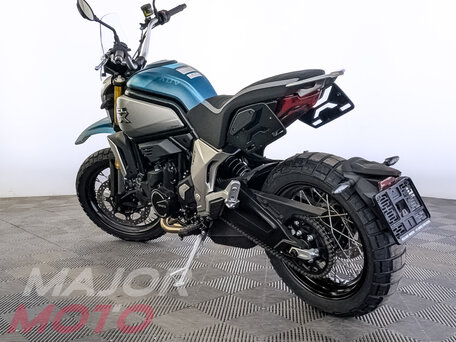 2025 CFMoto 700CL-X Adventure, синий, 841410 рублей, вид 4