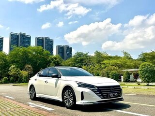 2022 Nissan Altima VI (L34) Рестайлинг, белый, 1690005 рублей, вид 4
