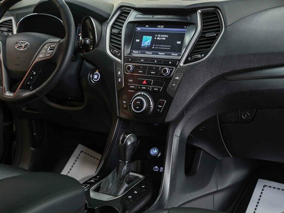 2017 Hyundai Santa Fe Grand III Рестайлинг, коричневый, 2250000 рублей - вид 13