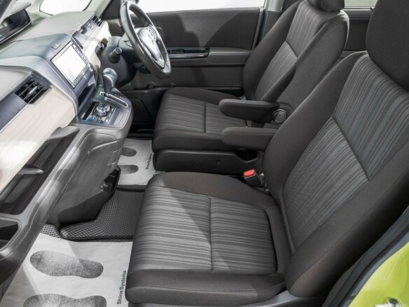 2017 Honda Freed II, жёлтый, 1639000 рублей - вид 19