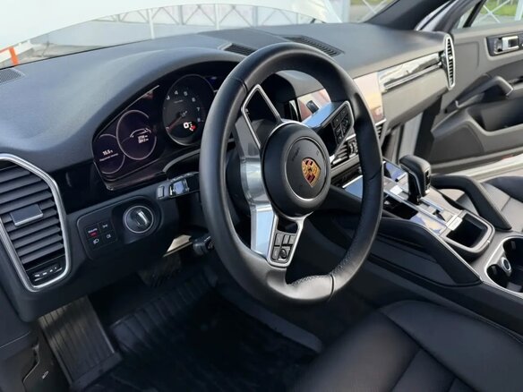 2021 Porsche Cayenne III, белый - вид 8