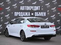 2019 Kia Optima IV Рестайлинг, белый, 1390000 рублей - вид 4