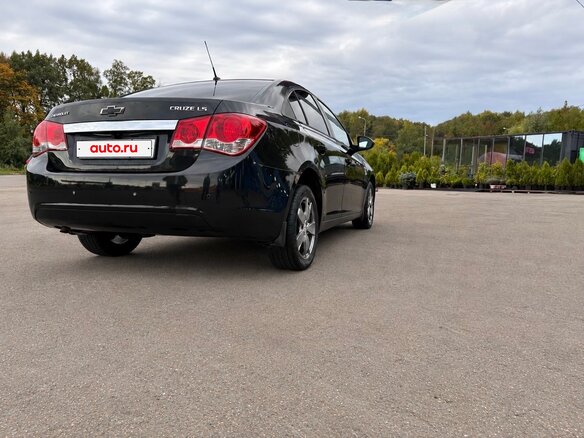 2010 Chevrolet Cruze I, чёрный, 720000 рублей - вид 12