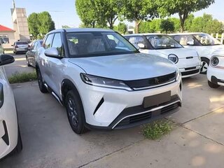 2026 BYD Yuan Up 32 kWh, белый, 1808033 рублей, вид 3
