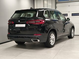 2019 BMW X5 40i IV (G05/G18), чёрный, 4785000 рублей, вид 2