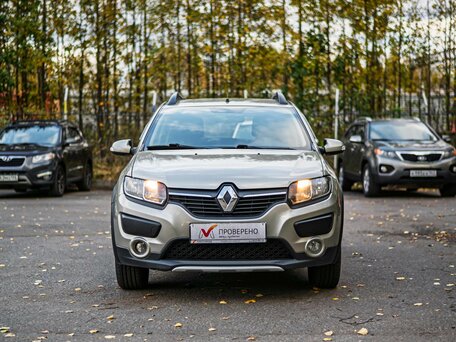 2018 Renault Sandero II, бежевый, 950000 рублей, вид 3