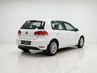 2011 Volkswagen Golf VI, белый, 799000 рублей, вид 4