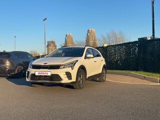 2020 Kia Rio X IV Рестайлинг, белый, 1950000 рублей, вид 2