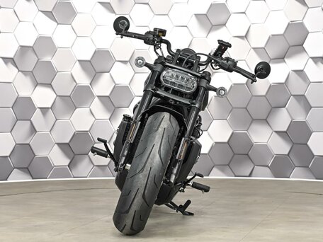 2022 Harley-Davidson Sportster S, чёрный, 1277000 рублей, вид 5