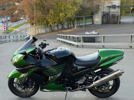 2007 Kawasaki ZZR 1400, зелёный, 635000 рублей, вид 1