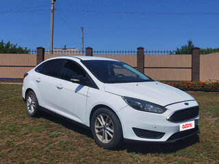 2017 Ford Focus III Рестайлинг, белый, 850000 рублей, вид 2