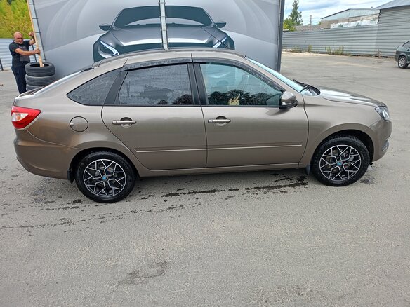 2025 Lada (ВАЗ) Granta I Рестайлинг, коричневый, 1130000 рублей - вид 3