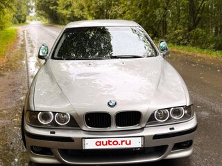 2002 BMW 5 серии 525i IV (E39) Рестайлинг, серебристый, 730000 рублей, вид 3