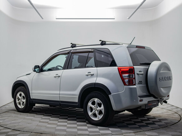2013 Suzuki Grand Vitara II Рестайлинг 2, белый - вид 6