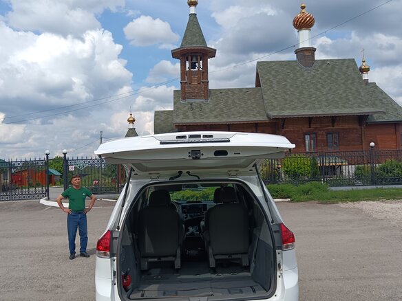 2010 Toyota Sienna III, белый, 1800000 рублей - вид 18