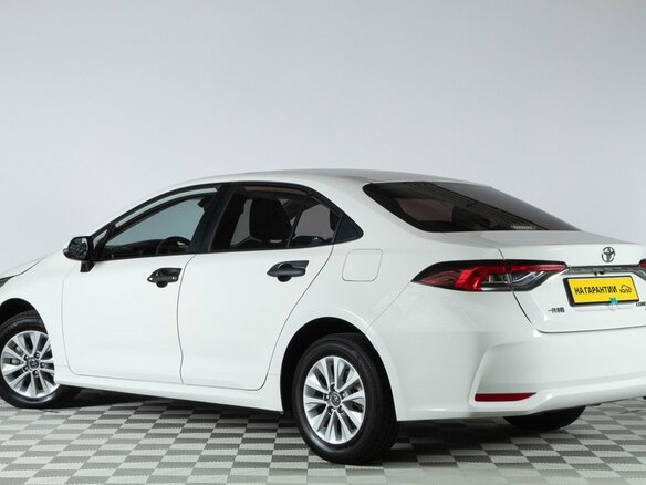 2020 Toyota Corolla XII (E210), белый - вид 3