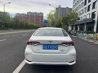2024 Toyota Corolla XII (E210), белый, 1750007 рублей, вид 4