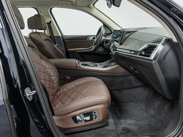 2026 BMW X5 Long 30Li IV (G05/G18) Рестайлинг, чёрный, 10100000 рублей - вид 12