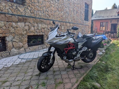 2016 MV Agusta Turismo Veloce 800, белый, 900000 рублей, вид 1