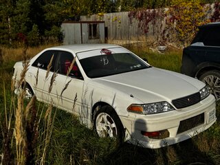 1998 Toyota Mark II VIII (X100), белый, 700000 рублей, вид 4