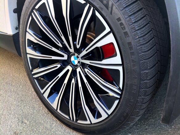 2013 BMW X5 50i III (F15), белый, 3490000 рублей - вид 13