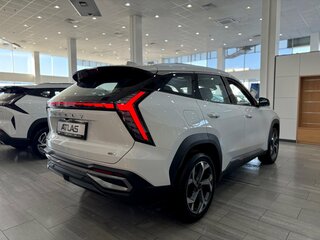 2026 Geely Atlas II, белый, 4114990 рублей, вид 5